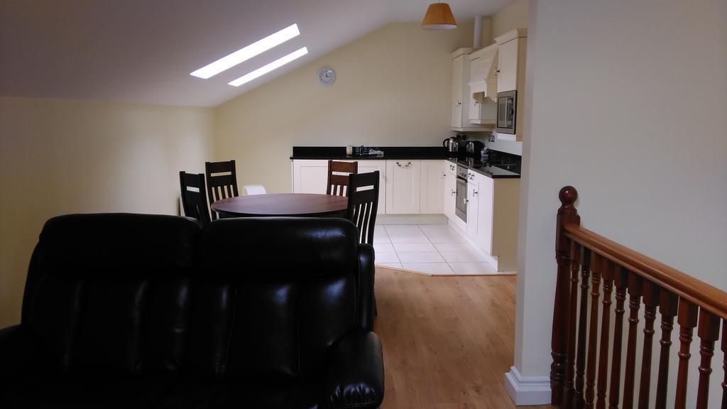 New Forest Estate Lodges Tyrrellspass Room photo